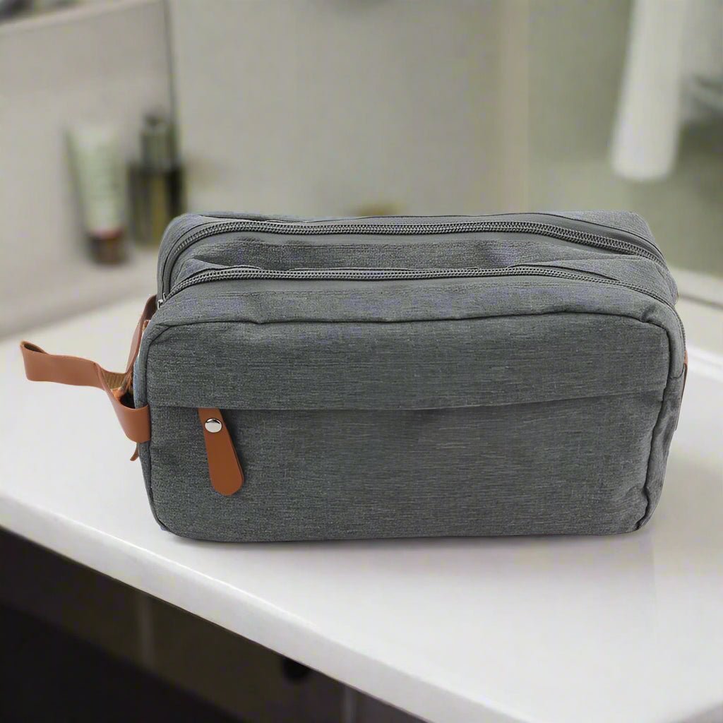 trousse de toilette gris